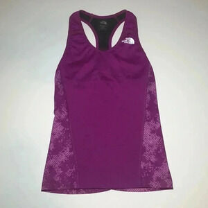 THE NORTH FACE Vapor Wick Racerback Tank in Fuchsia Size: XS